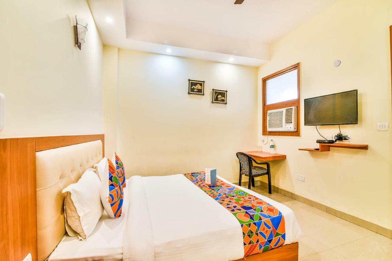 Fabhotel Royal Stay I Greater Noida Exteriör bild