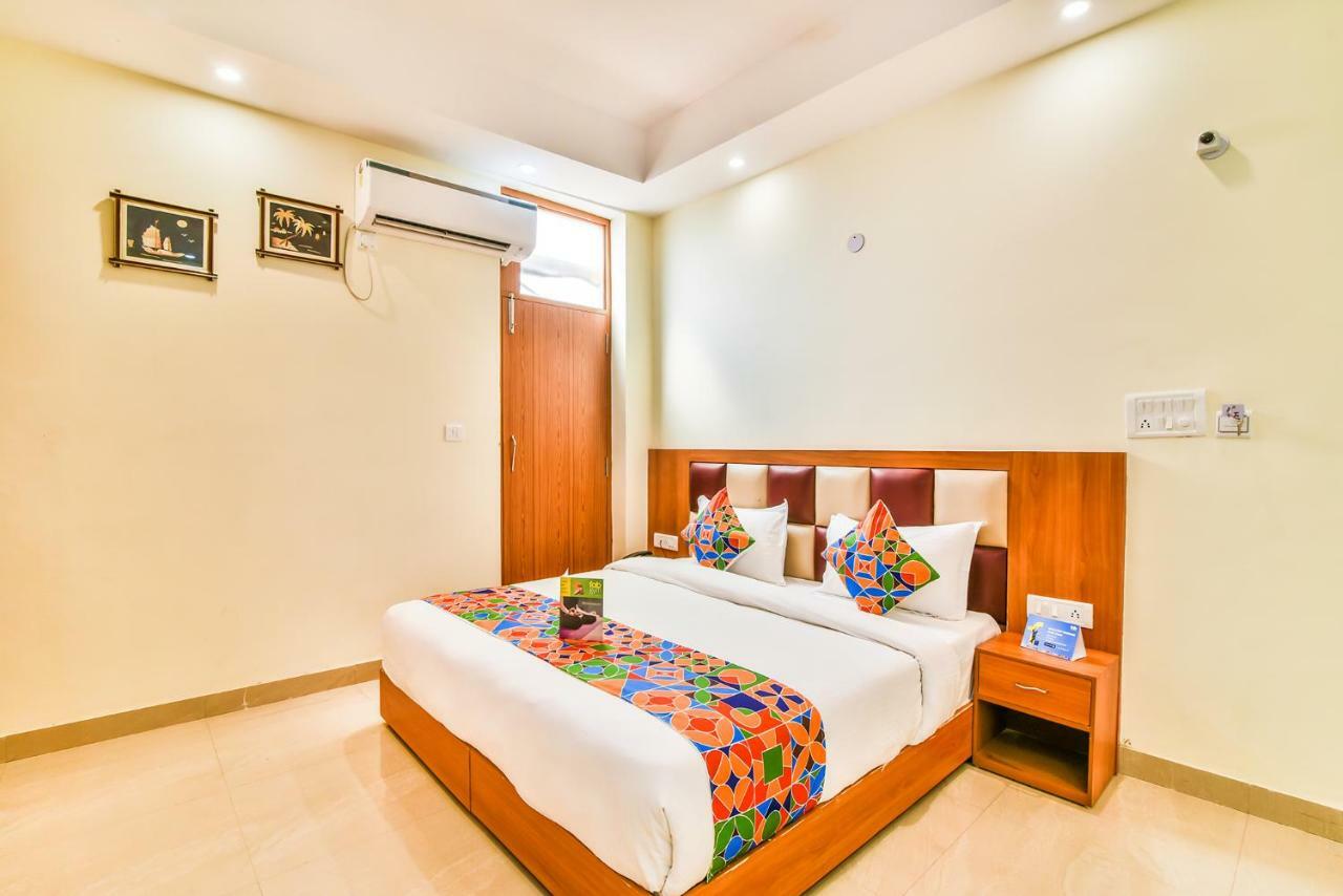 Fabhotel Royal Stay I Greater Noida Exteriör bild